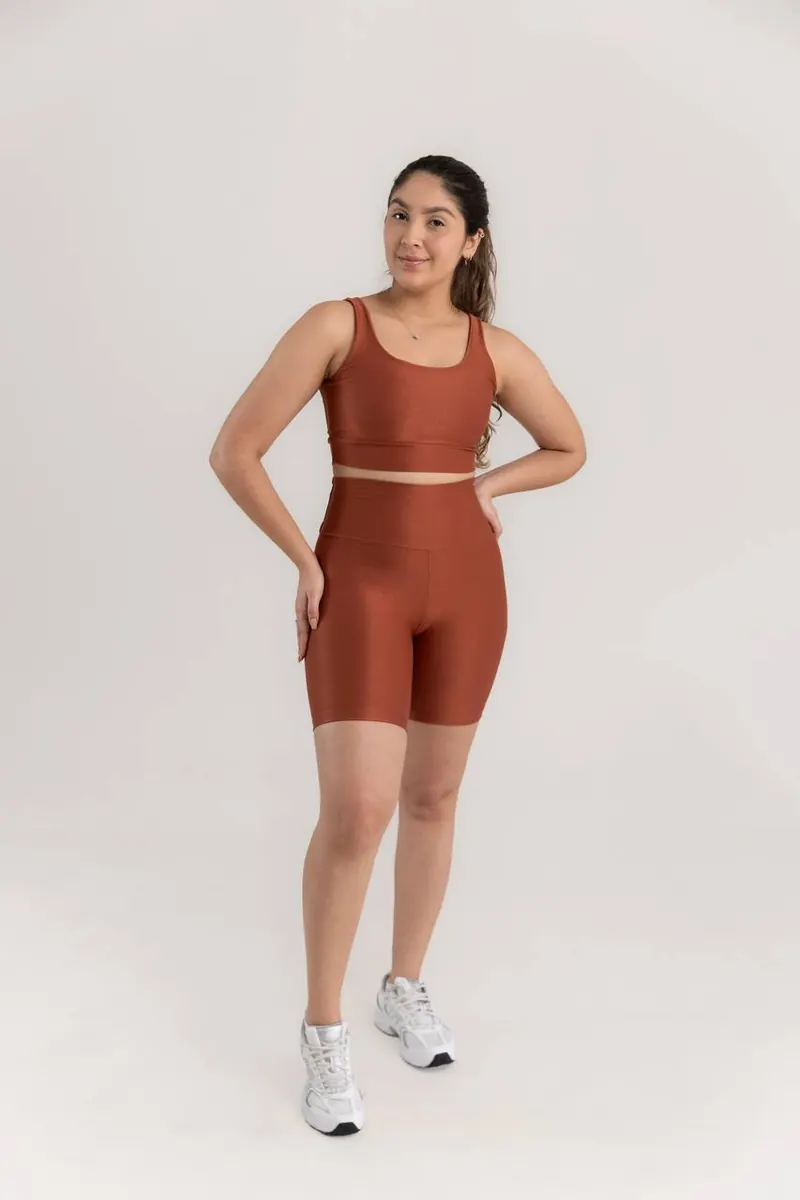 Conjunto de top e bermuda terracota