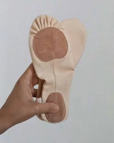 Sapatilha meia ponta rosa com sola dividida